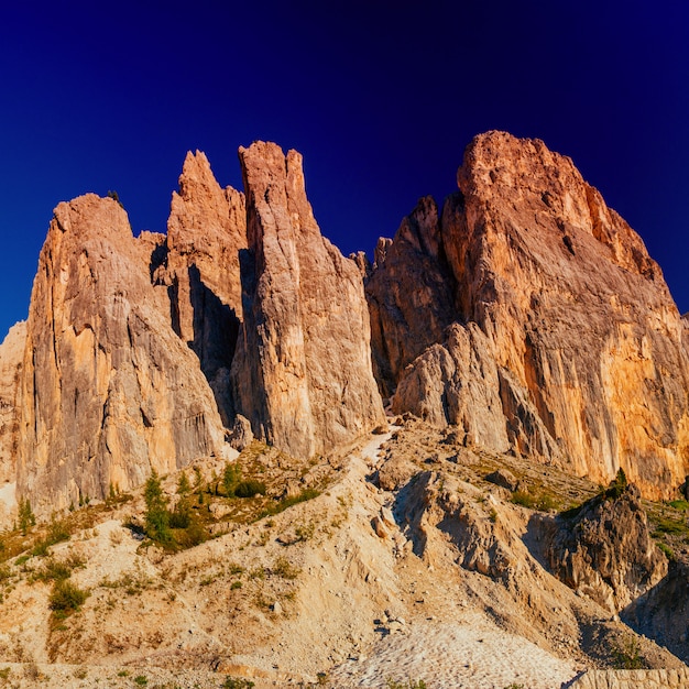 Rocheuses au coucher du soleil