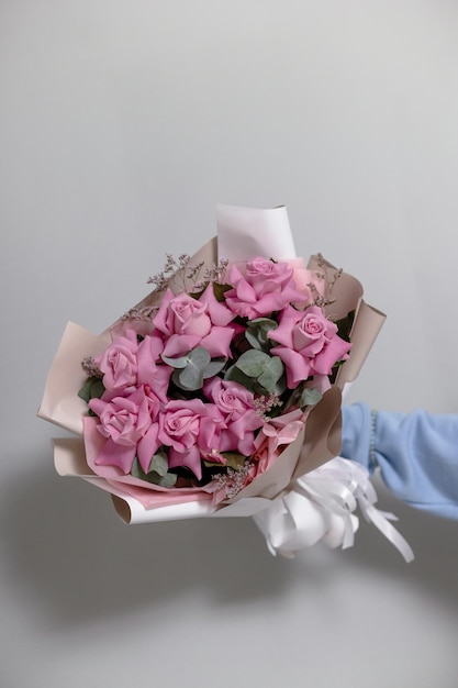 Roses inversées tout pour l'amour Bouquet de fleurs élégant