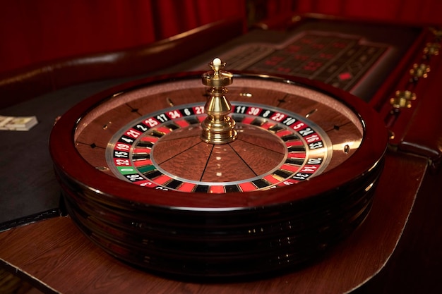 Roue de roulette de casino concept de jeu de casino Table de roulette dans un gros plan de roulette casinoCasino