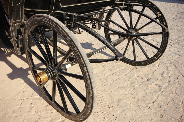 Roues du vieux phaéton de transport