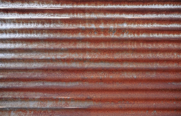 Rouille des métaux Rouille corrosive sur un vieux toit en fer galvanisé Utiliser comme illustration pour la présentation