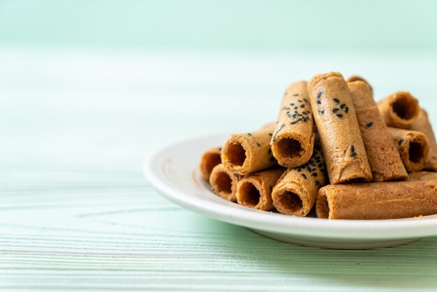 Rouleau de noix de coco croustillant thaïlandais