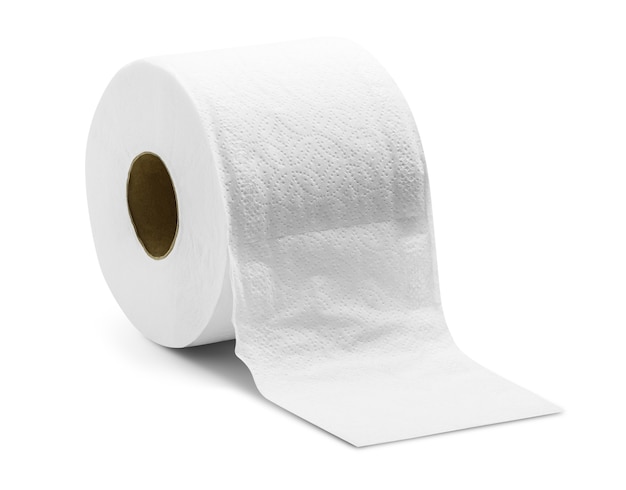 Rouleau de papier toilette sur blanc avec un tracé de détourage