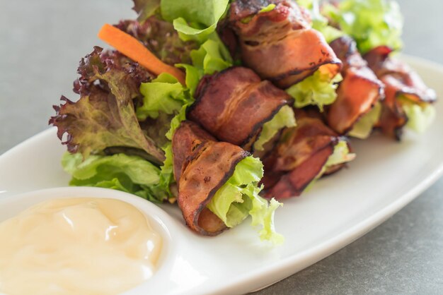 rouleau de salade aux lardons