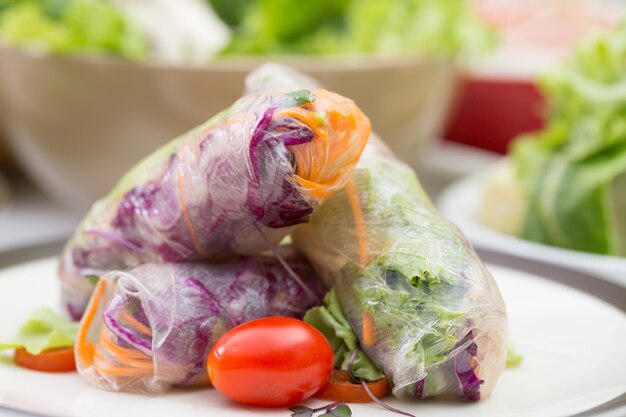 Rouleaux de printemps aux légumes.