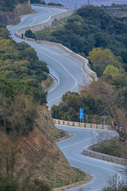 Route de montagne dans les Météores Grèce