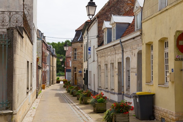 Rue de la vieille ville Condesurl'Escaut nord de la France