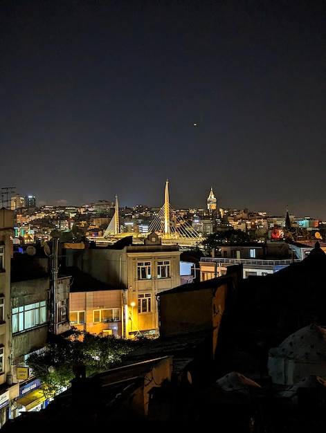 Photo les rues du soir d'istanbul