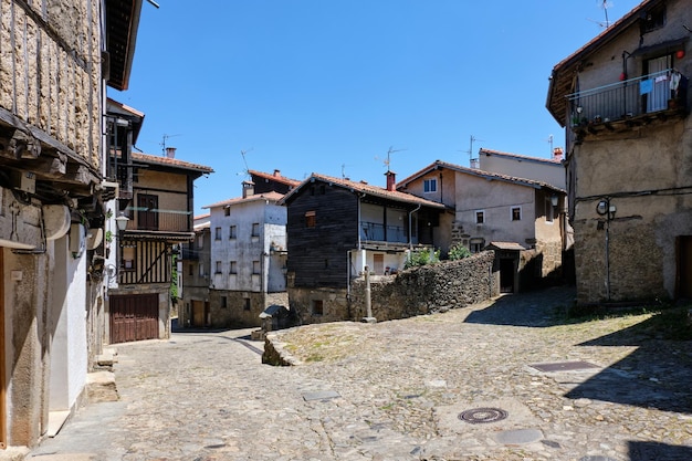 Rues pavées étroites de La Alberca, une petite ville d'Espagne.