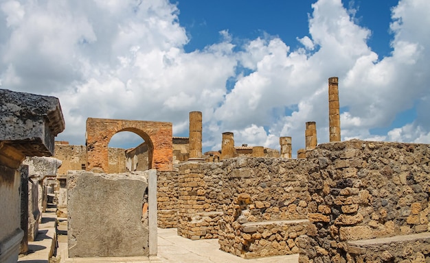 Ruines de l'ancienne ville italienne de Pompéi