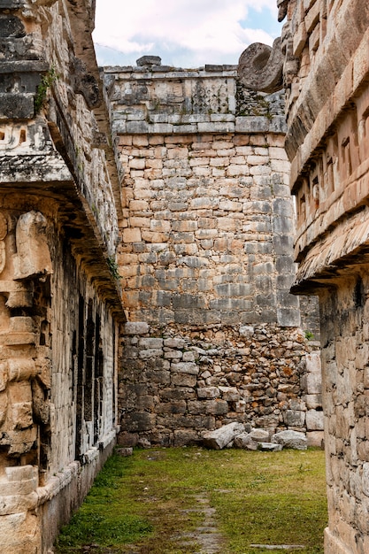 Ruines anciennes à Chichen Itza