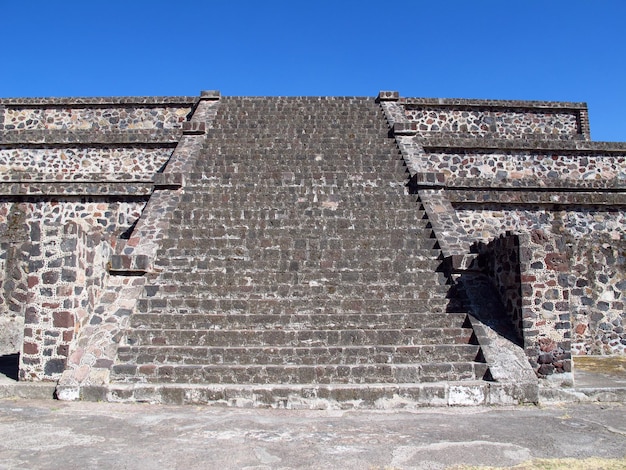 Ruines antiques des Aztèques Teotihuacan Mexique