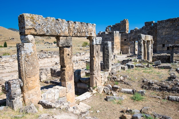 Ruines antiques de Hiérapolis, Pamukkale, Turquie.