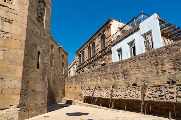 Ruines du château de Sabayil dans le palais de Shirvanshahs, ville de Bakou