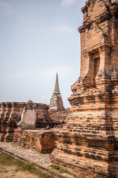 Ruines du temple d'Ayutthaya, Wat Maha That Ayutthaya comme site du patrimoine mondial, Thaïlande.