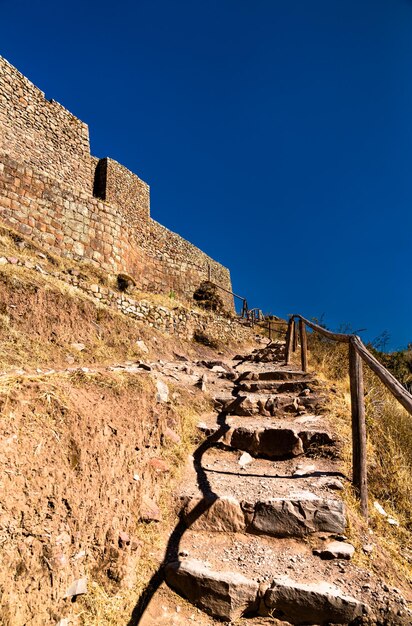 Ruines incas à pisac au pérou