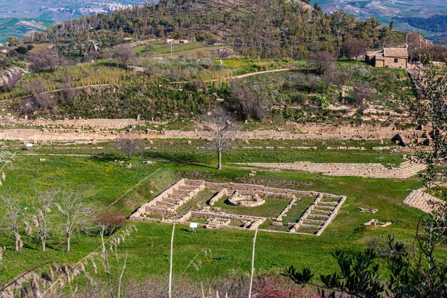 Ruines de la vieille ville du site archéologique de Morgantina en Sicile