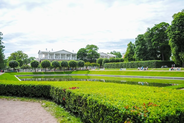 RUSSIE SAINTPETERBURG Alexander park a reçu des visiteurs après restauration