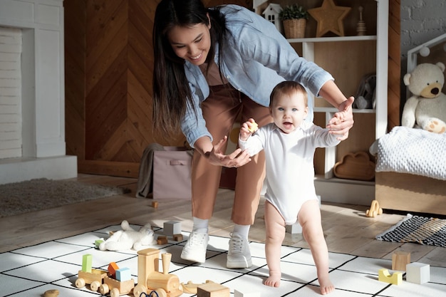 S'amuser avec bébé