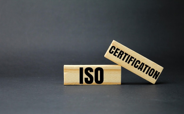 Photo s'en tenir aux mots certification iso concept d'entreprise utilisant la certification iso