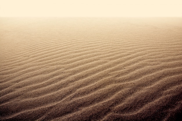 Sable dans le désert