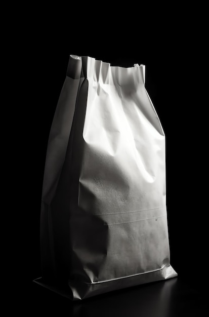 Un sac blanc avec une bandoulière