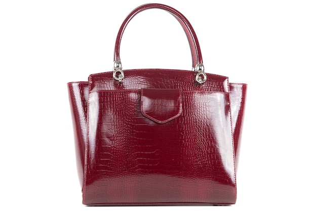 Sac en cuir de dames élégant rouge sur fond blanc