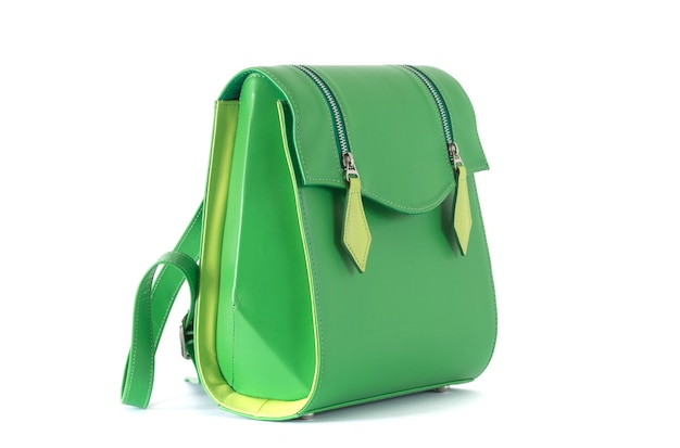 Sac à dos femme vert sur le côté