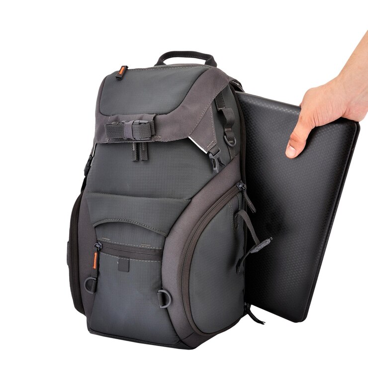 Photo sac à dos et ordinateur portable