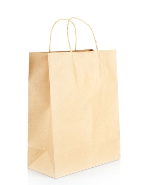 Sac en papier shopping isolé sur blanc