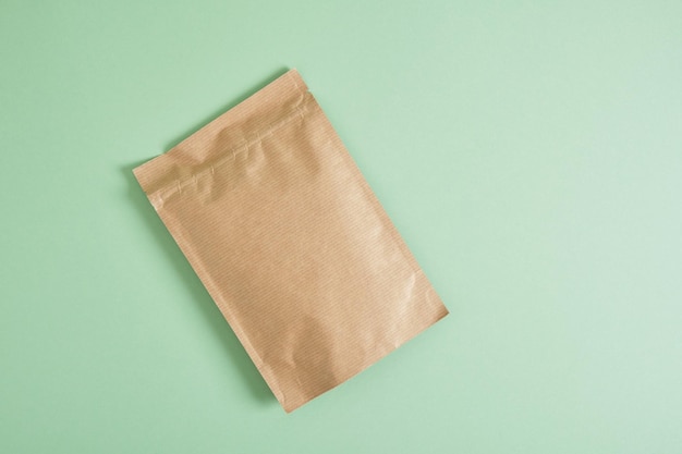 Sac zippé en papier pour l'emballageco2 matériau recyclé neutre mode de vie zéro déchet entreprise verte emballage de produit écologique