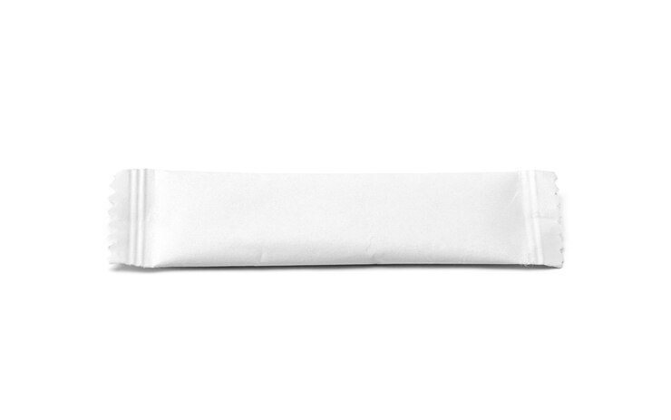 Photo sachet de papier de sucre emballage isolé isolé