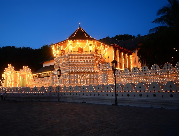 Le sacré Dalada Maligawa à Kandy Sri Lanka