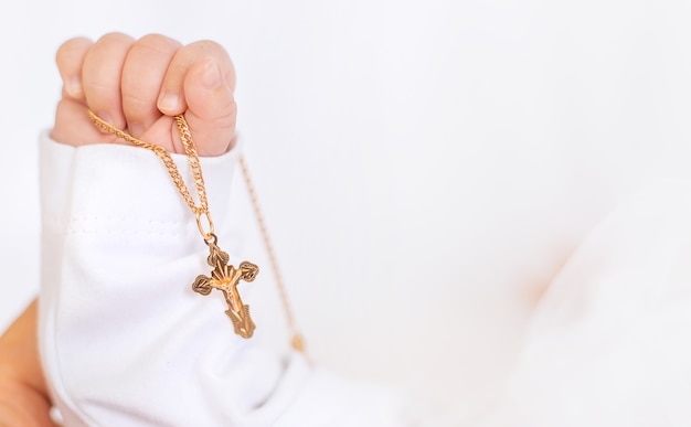 Le sacrement du baptême d'un enfant