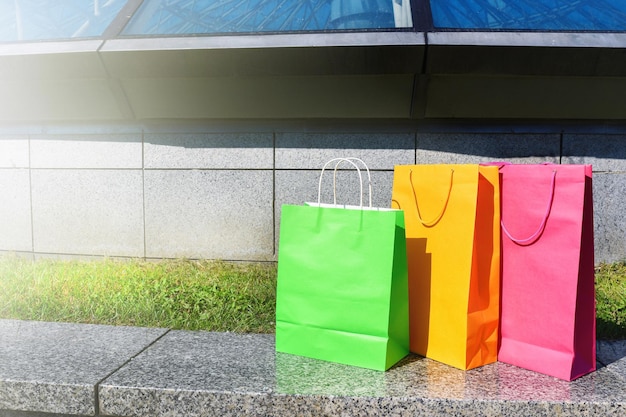 Sacs en papier coloré