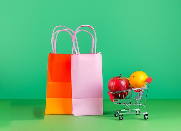 Sacs à provisions avec panier