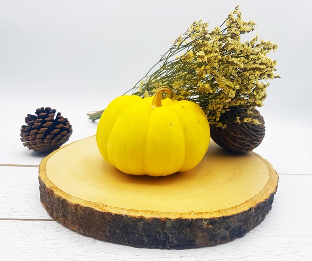 Photo saison de fête automne jaune citrouille fond de thanksgiving
