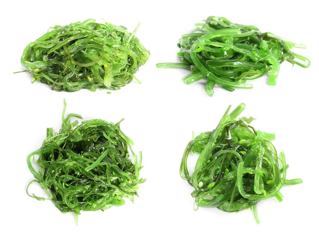 Photo salade d'algues japonaises sur collage de fond blanc