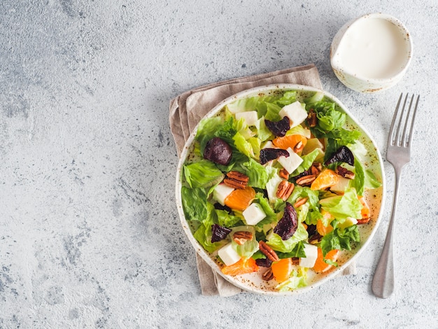 Salade De Betteraves, Fromage Féta Et Orange.