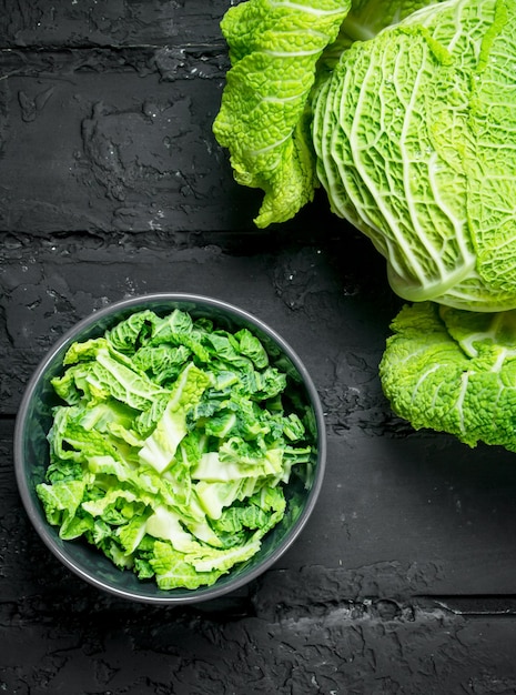 Salade de chou dans un bol