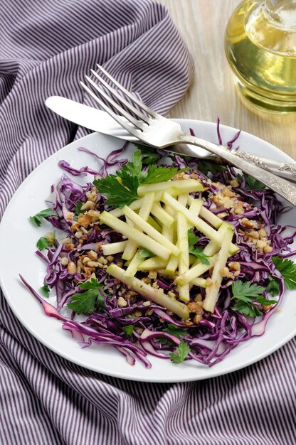 Salade de chou rouge et pomme