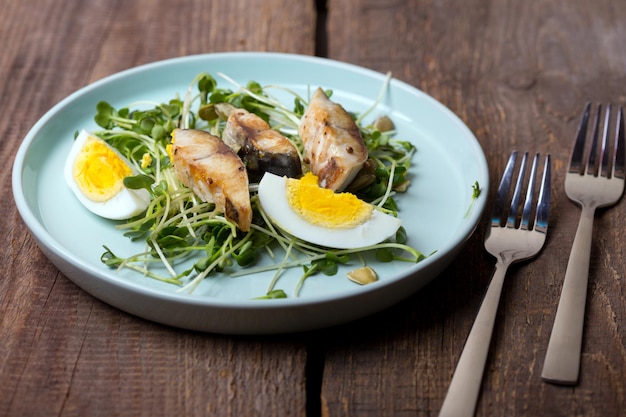 Salade de choux et maquereau