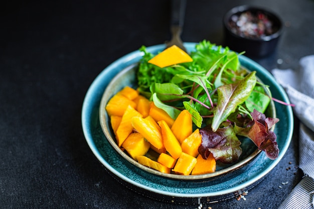 salade de citrouille collation feuilles vertes laitue