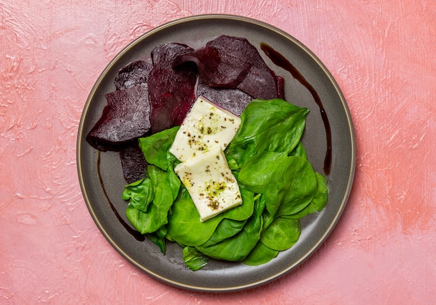 salade d'épinards et fromage