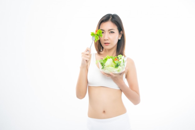 Salade de femme en bonne santé.