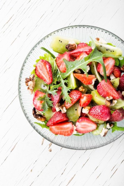 Salade de fraises saine