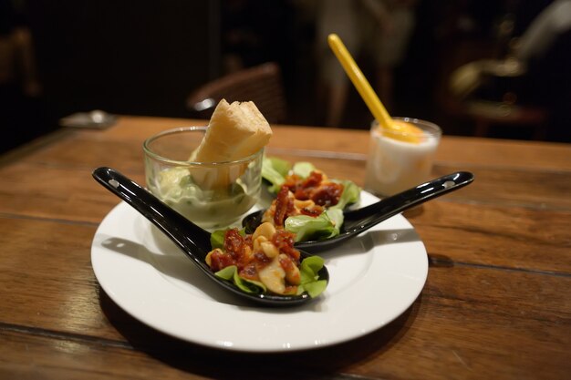 Salade de fruits de mer épicée