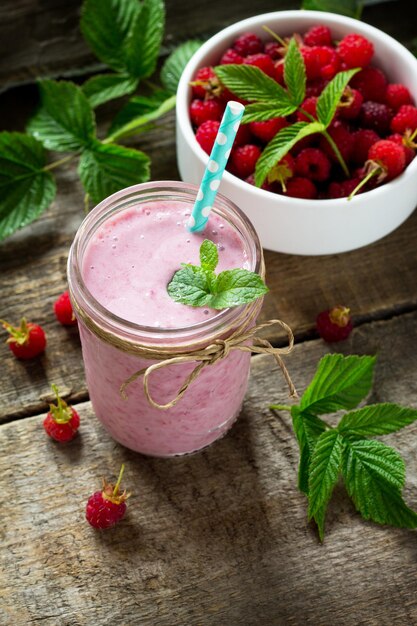 Photo salade de fruits sur la table