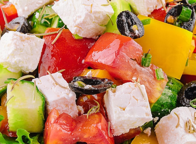 Salade grecque aux olives tomates feta