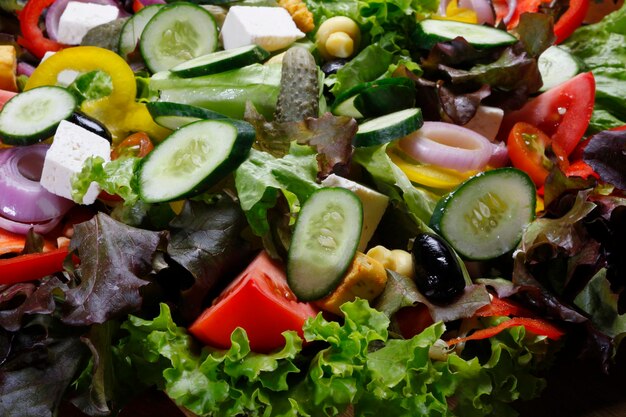 Salade de laitue concombre tomate